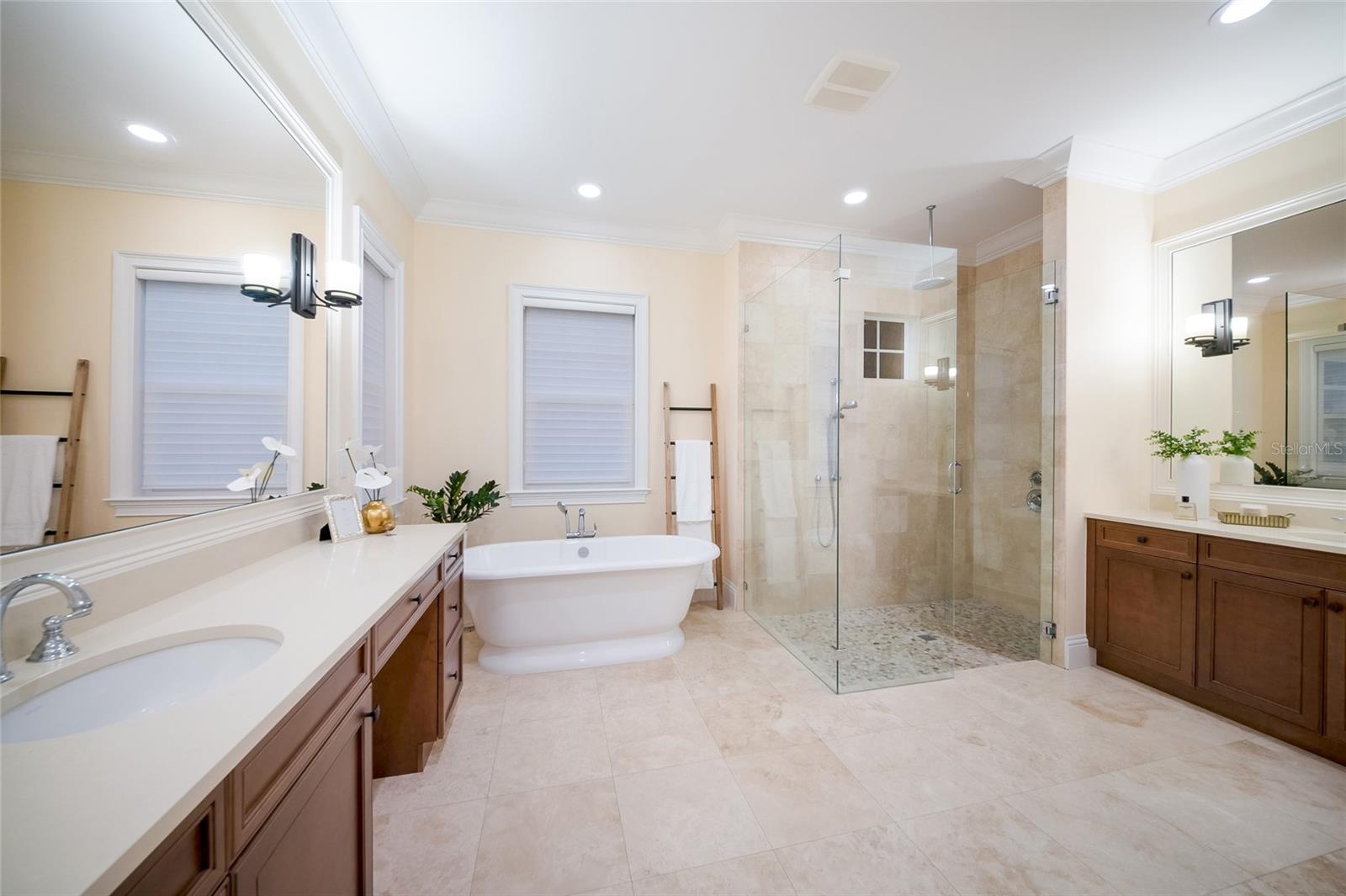 19433 NEWLANE PL, BRADENTON, FL, 34202