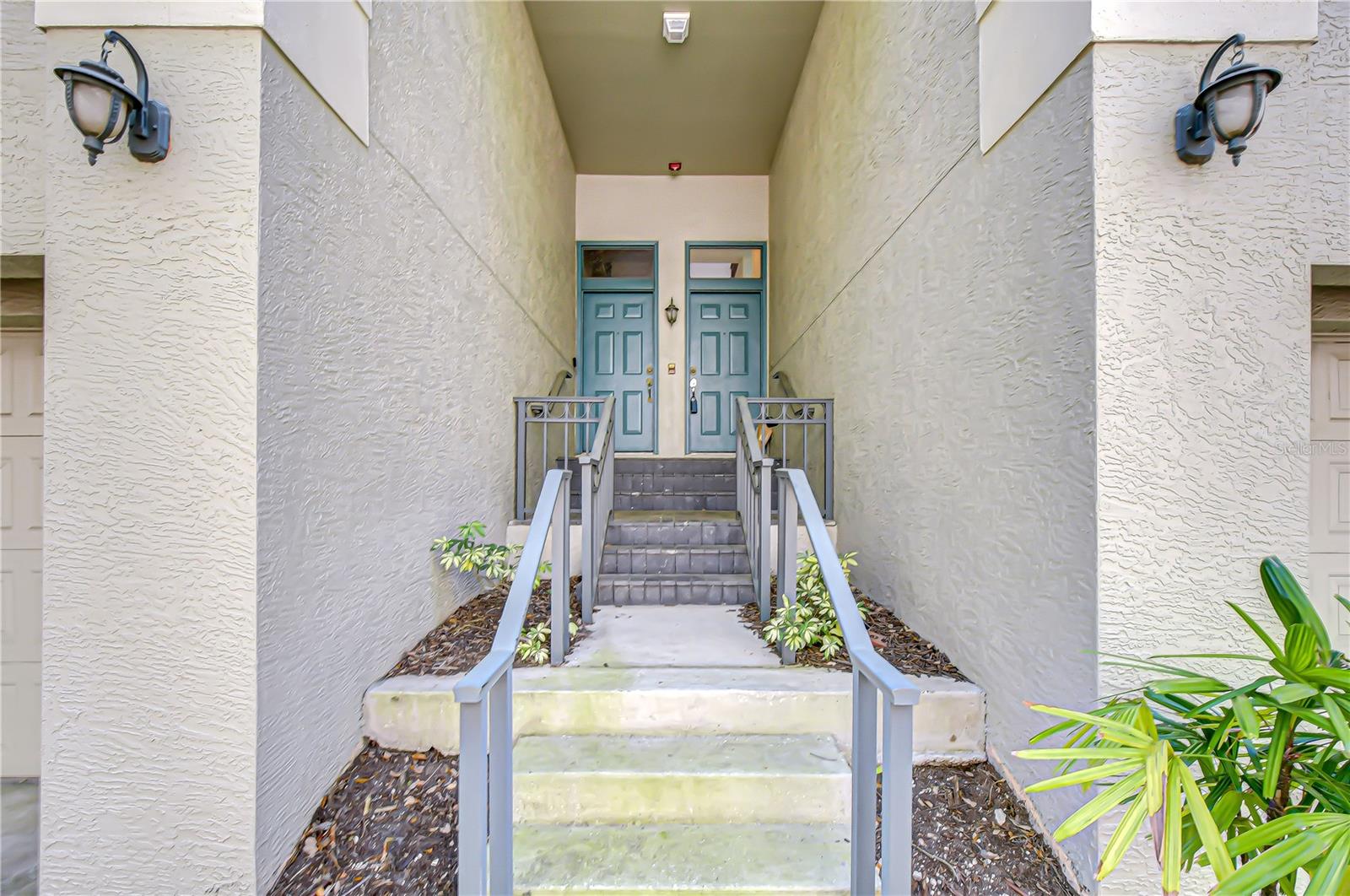 609 TROPICAL BREEZE WAY #609, TAMPA, FL, 33602