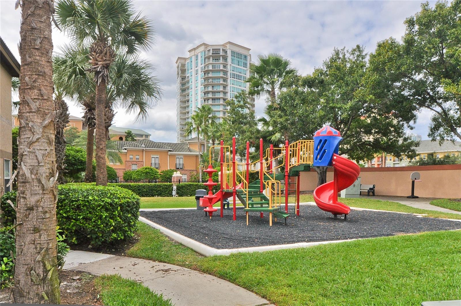 609 TROPICAL BREEZE WAY #609, TAMPA, FL, 33602