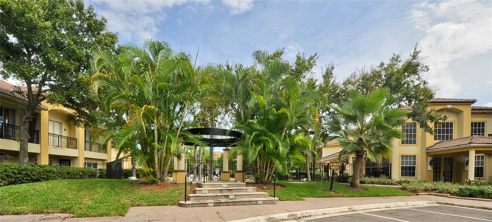 609 TROPICAL BREEZE WAY #609, TAMPA, FL, 33602