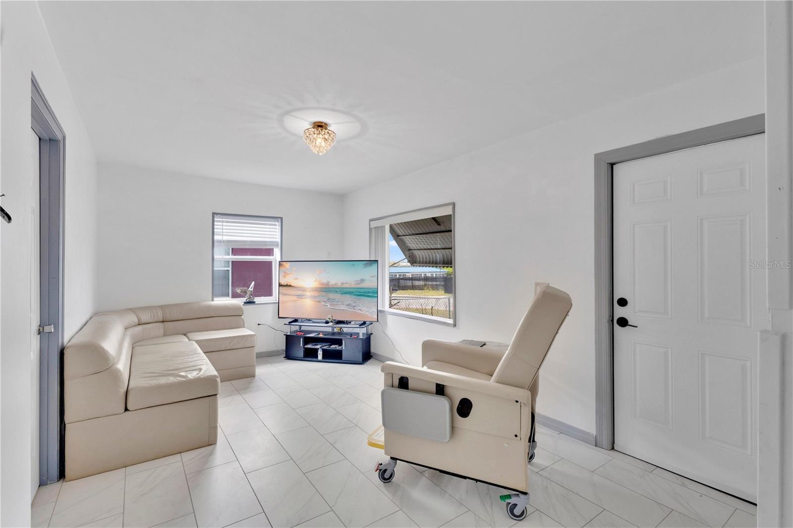 423 N 5TH ST, HAINES CITY, FL, 33844