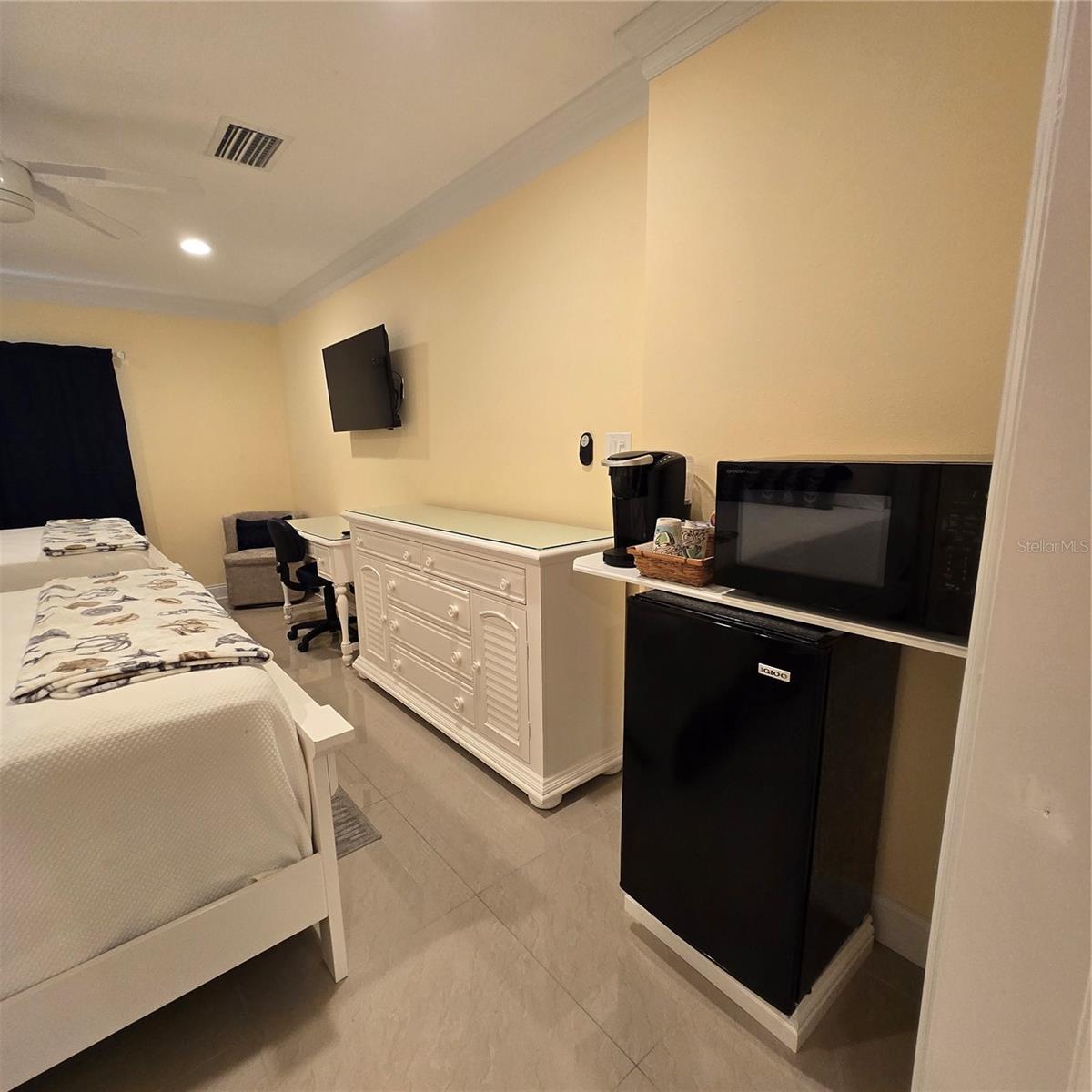 36750 US HIGHWAY 19 N #11-104, PALM HARBOR, FL, 34683