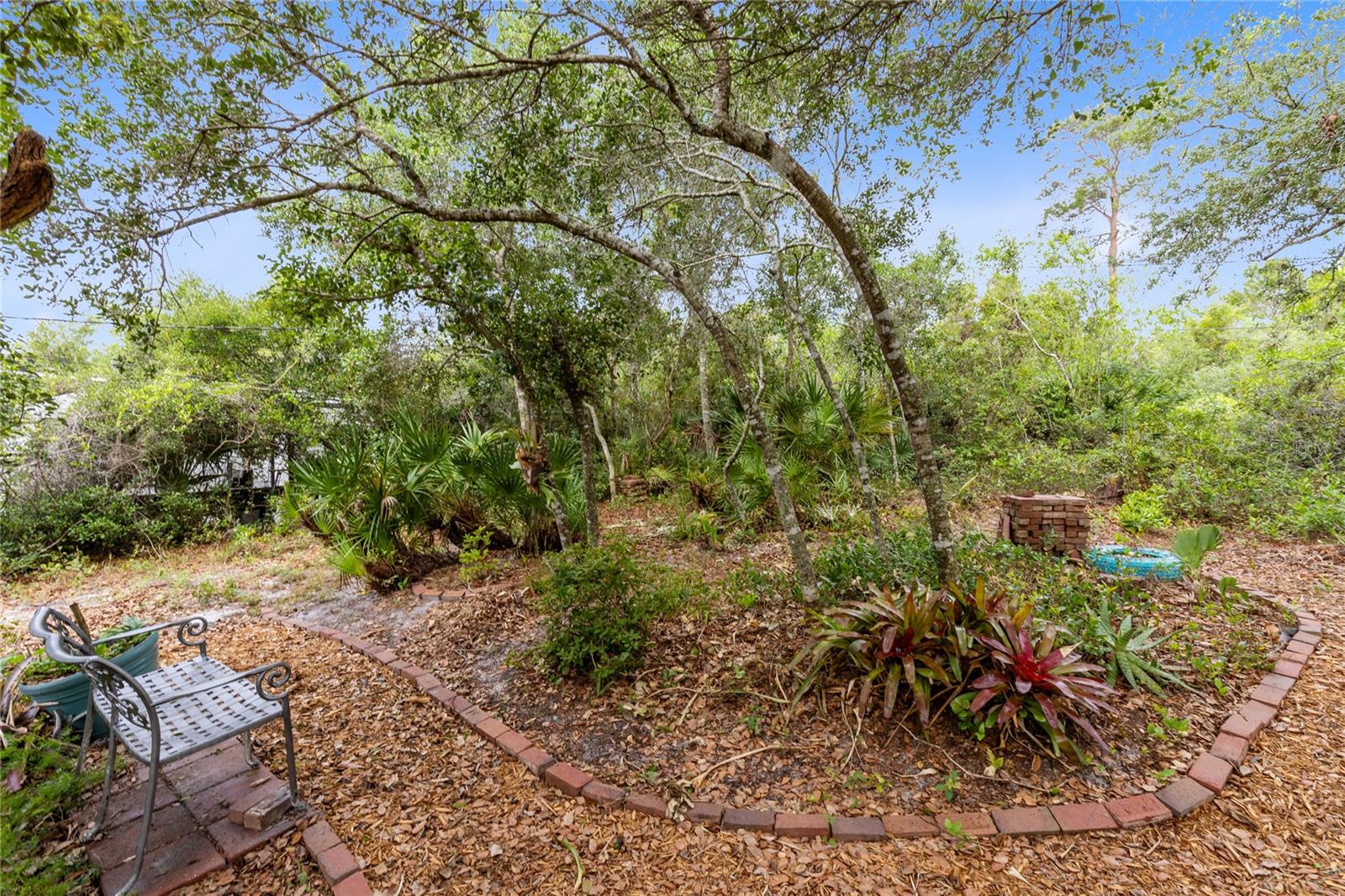 1098 LAMPLIGHTER AVE, DELTONA, FL, 32725