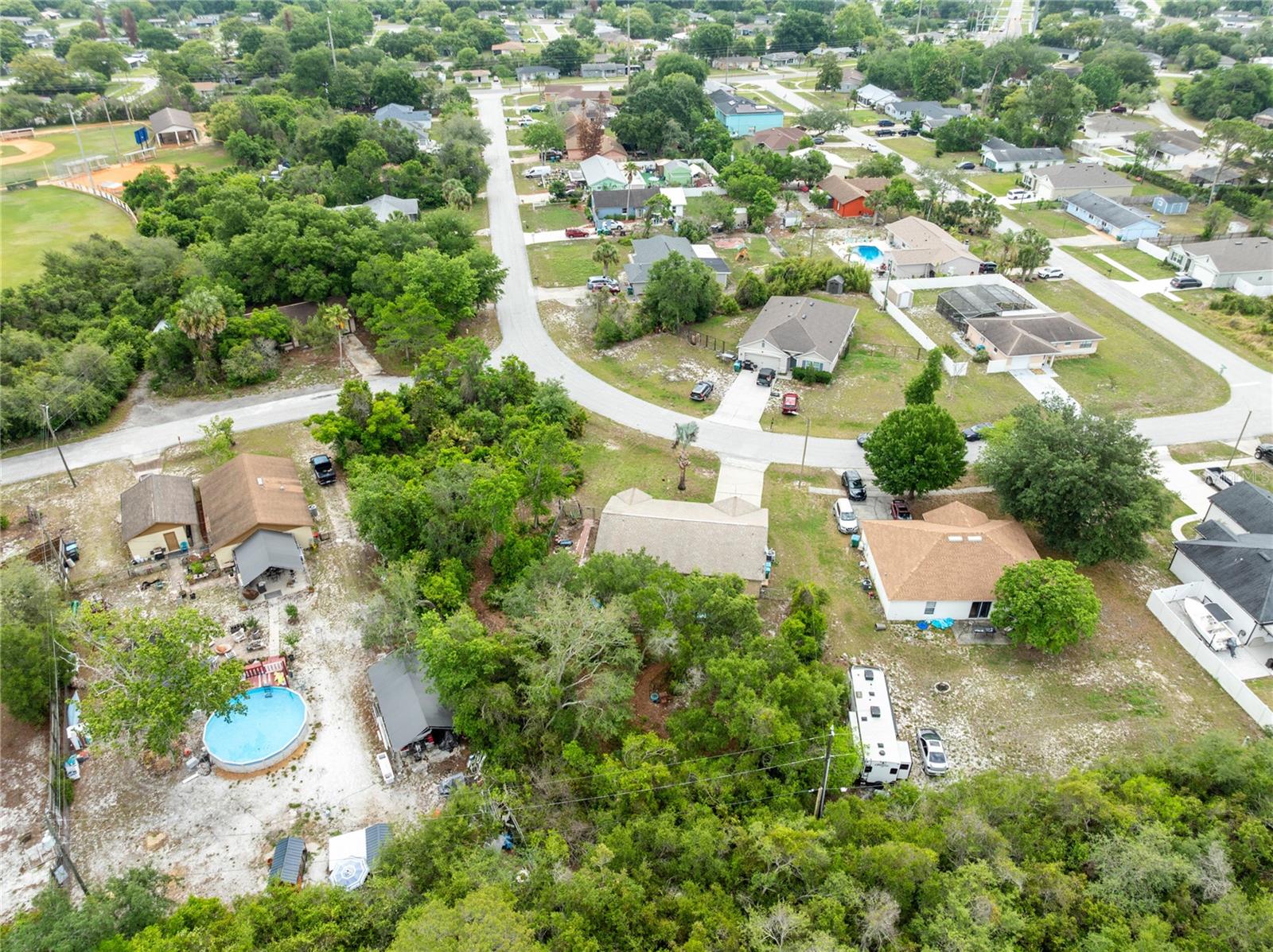 1098 LAMPLIGHTER AVE, DELTONA, FL, 32725