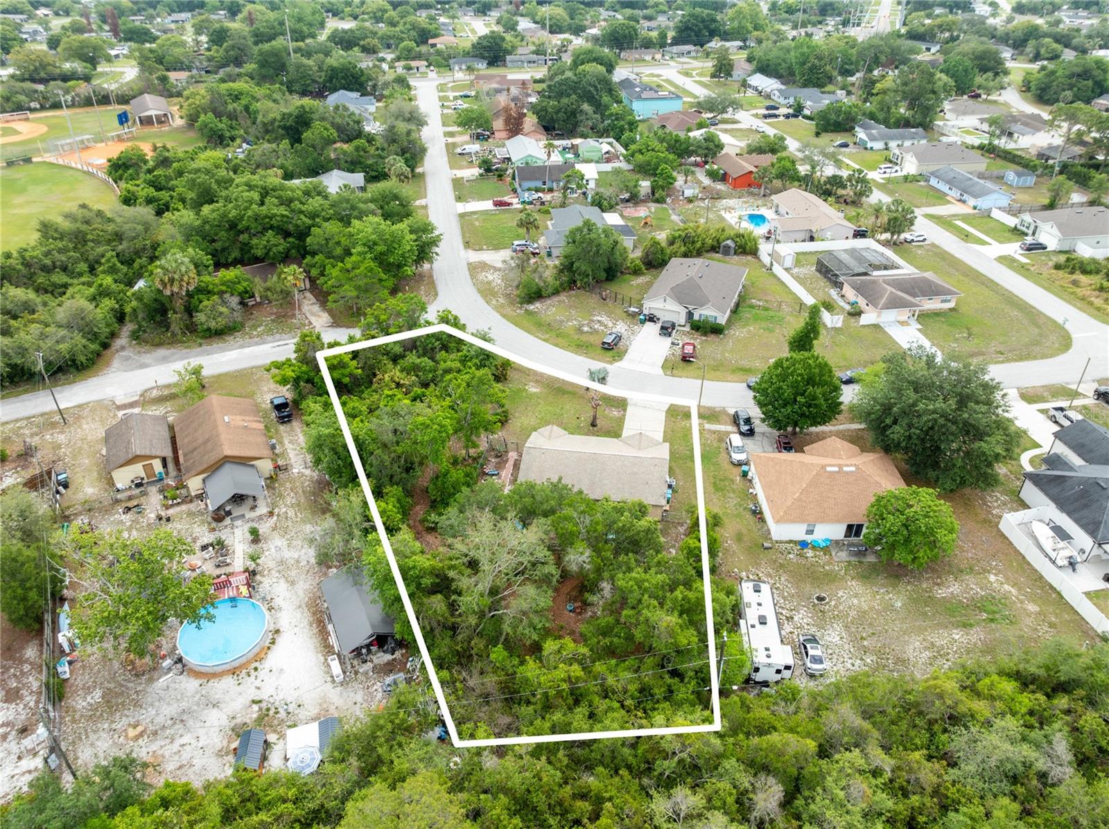 1098 LAMPLIGHTER AVE, DELTONA, FL, 32725