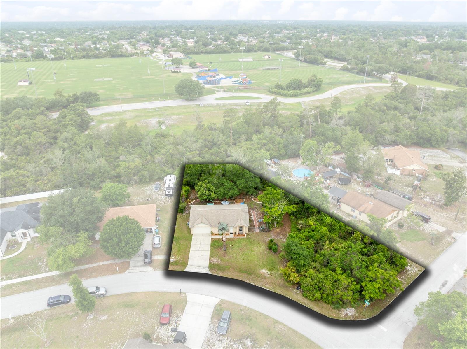 1098 LAMPLIGHTER AVE, DELTONA, FL, 32725