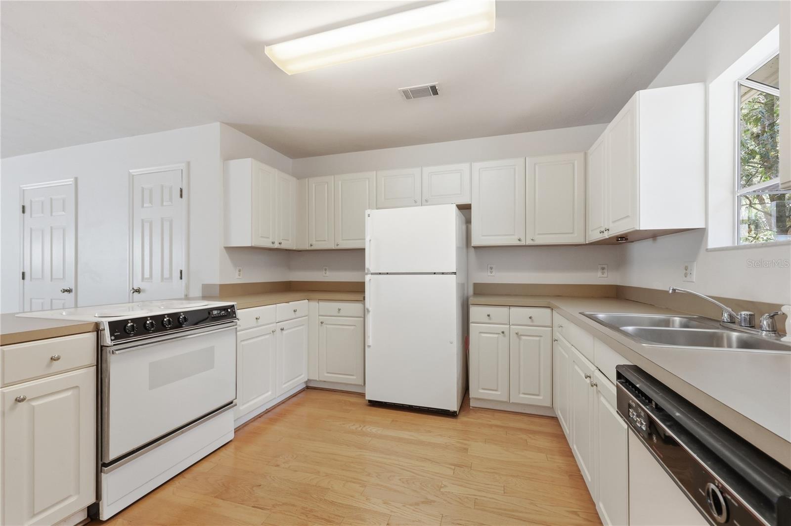 5254 SW 97TH DR, GAINESVILLE, FL, 32608