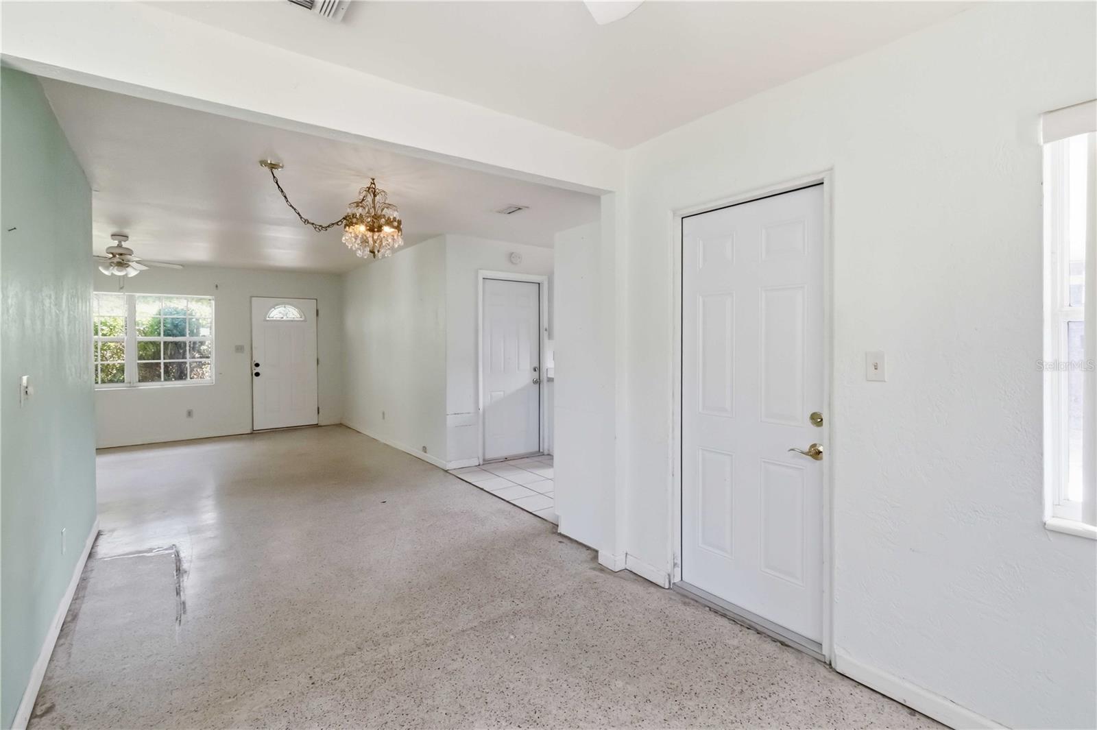 5013 OXFORD AVE N, ST PETERSBURG, FL, 33710