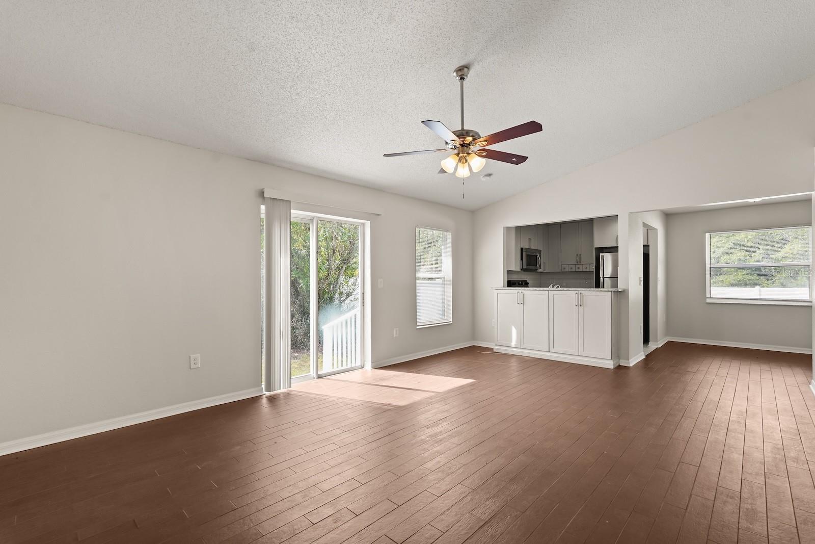 525 PARTRIDGE DR, KISSIMMEE, FL, 34759