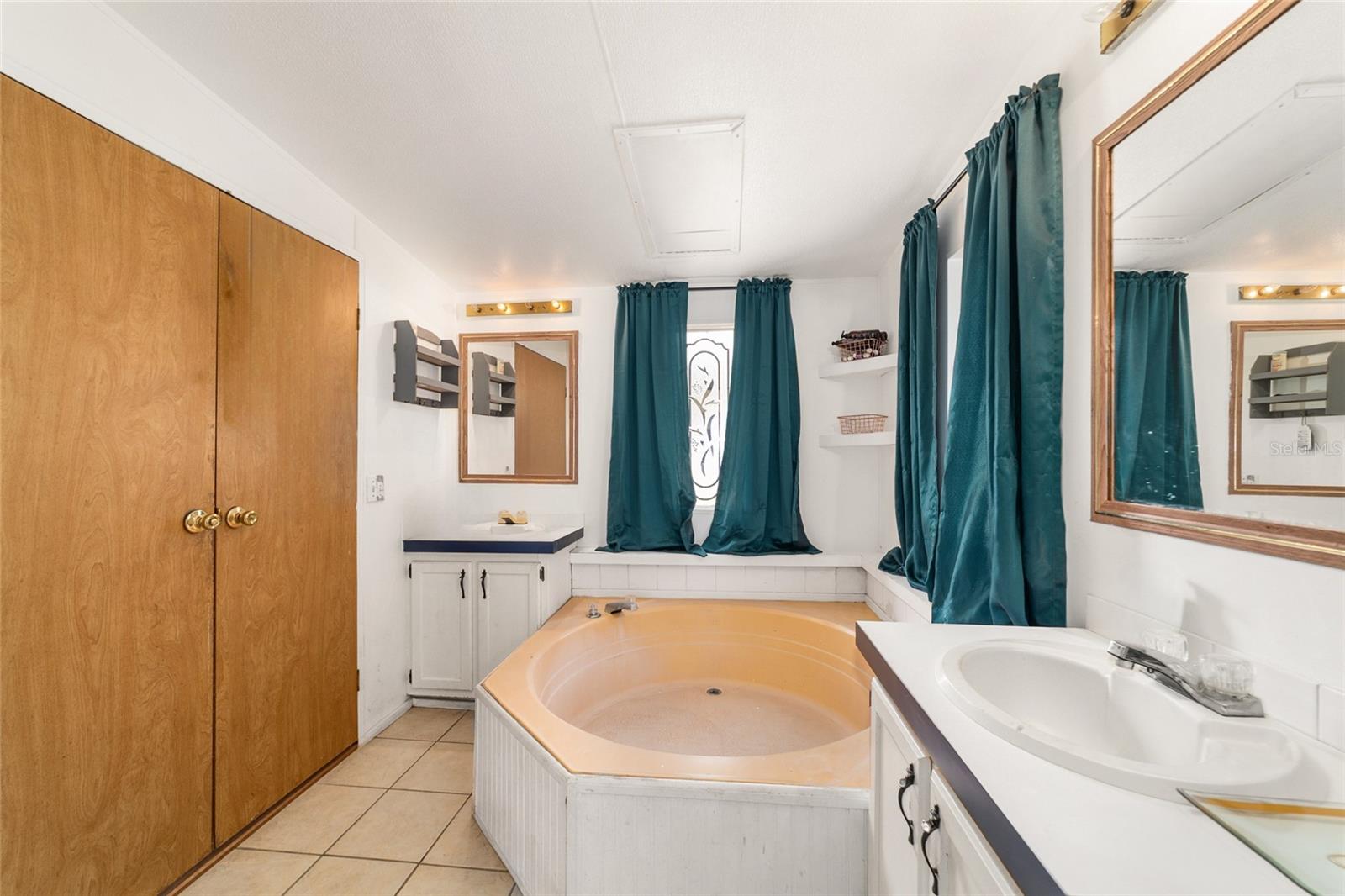 19551 SE 42ND PL, MORRISTON, FL, 32668