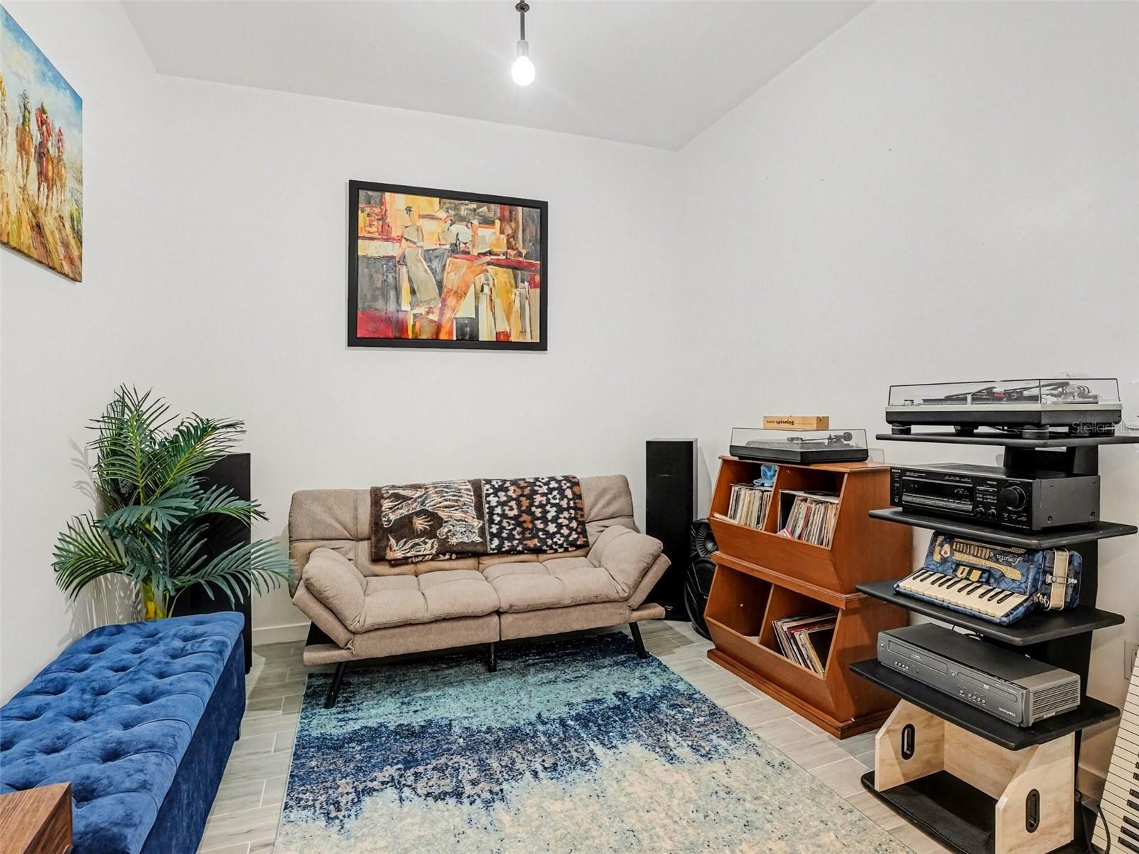 1 S EOLA DR #1, ORLANDO, FL, 32801