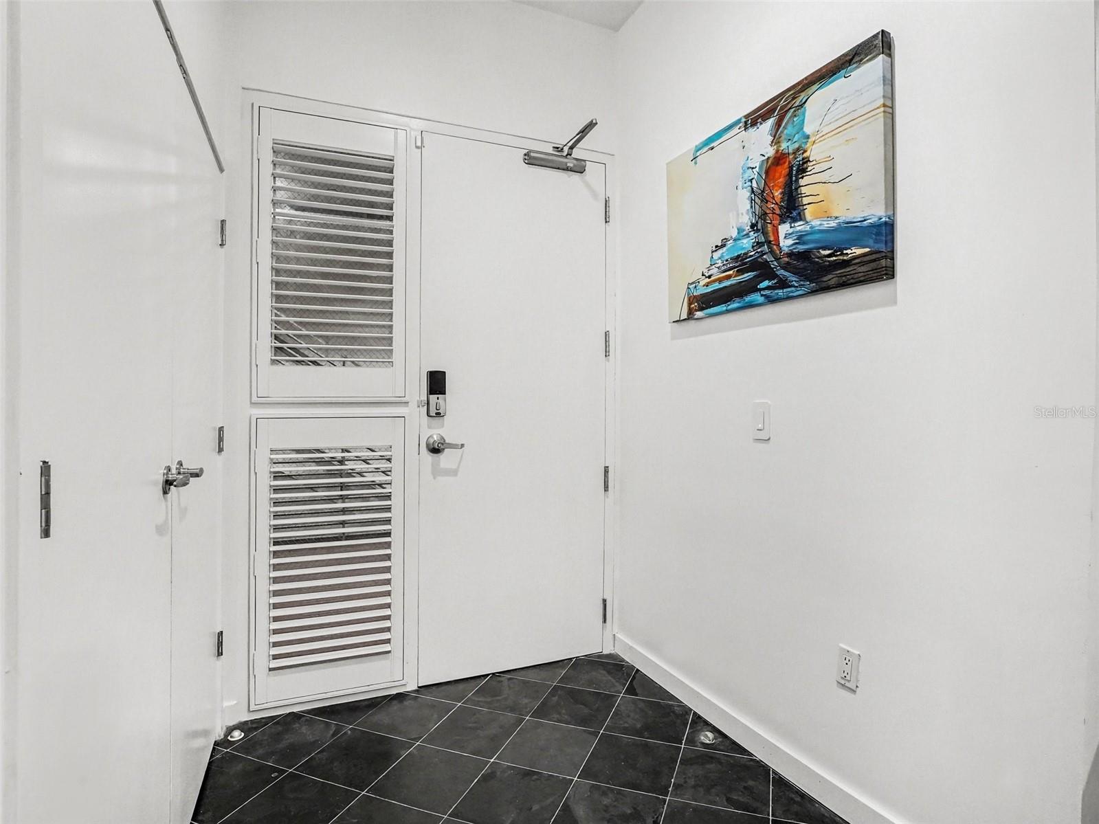 1 S EOLA DR #1, ORLANDO, FL, 32801
