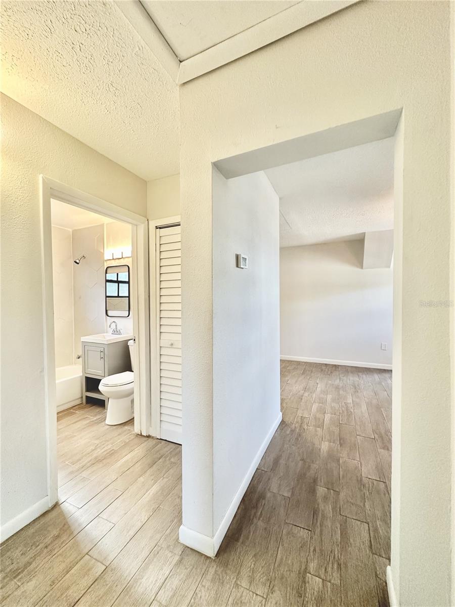 2928 W ELROD AVE, TAMPA, FL, 33611