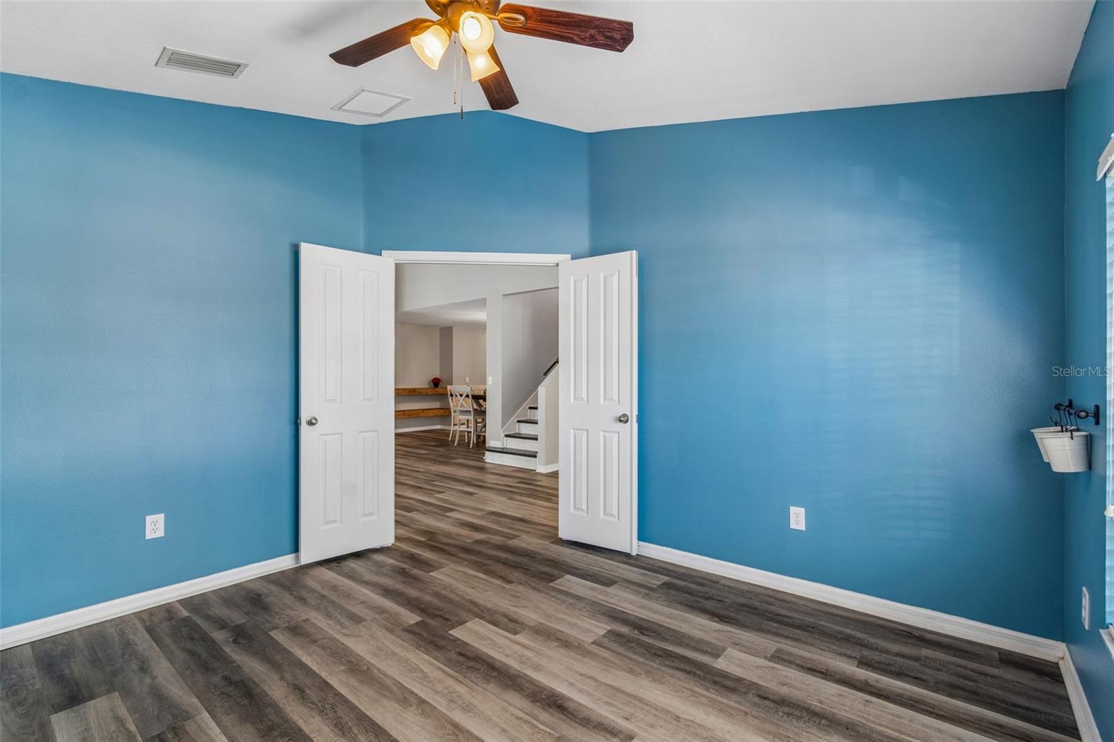 6736 PINE SPRINGS DR, WESLEY CHAPEL, FL, 33545