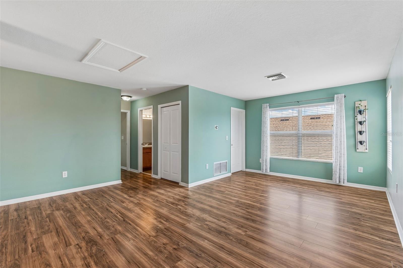 6736 PINE SPRINGS DR, WESLEY CHAPEL, FL, 33545