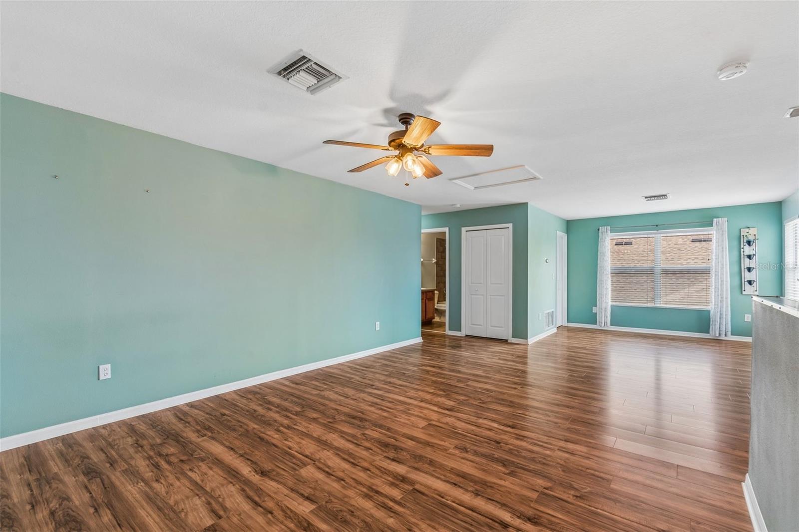 6736 PINE SPRINGS DR, WESLEY CHAPEL, FL, 33545