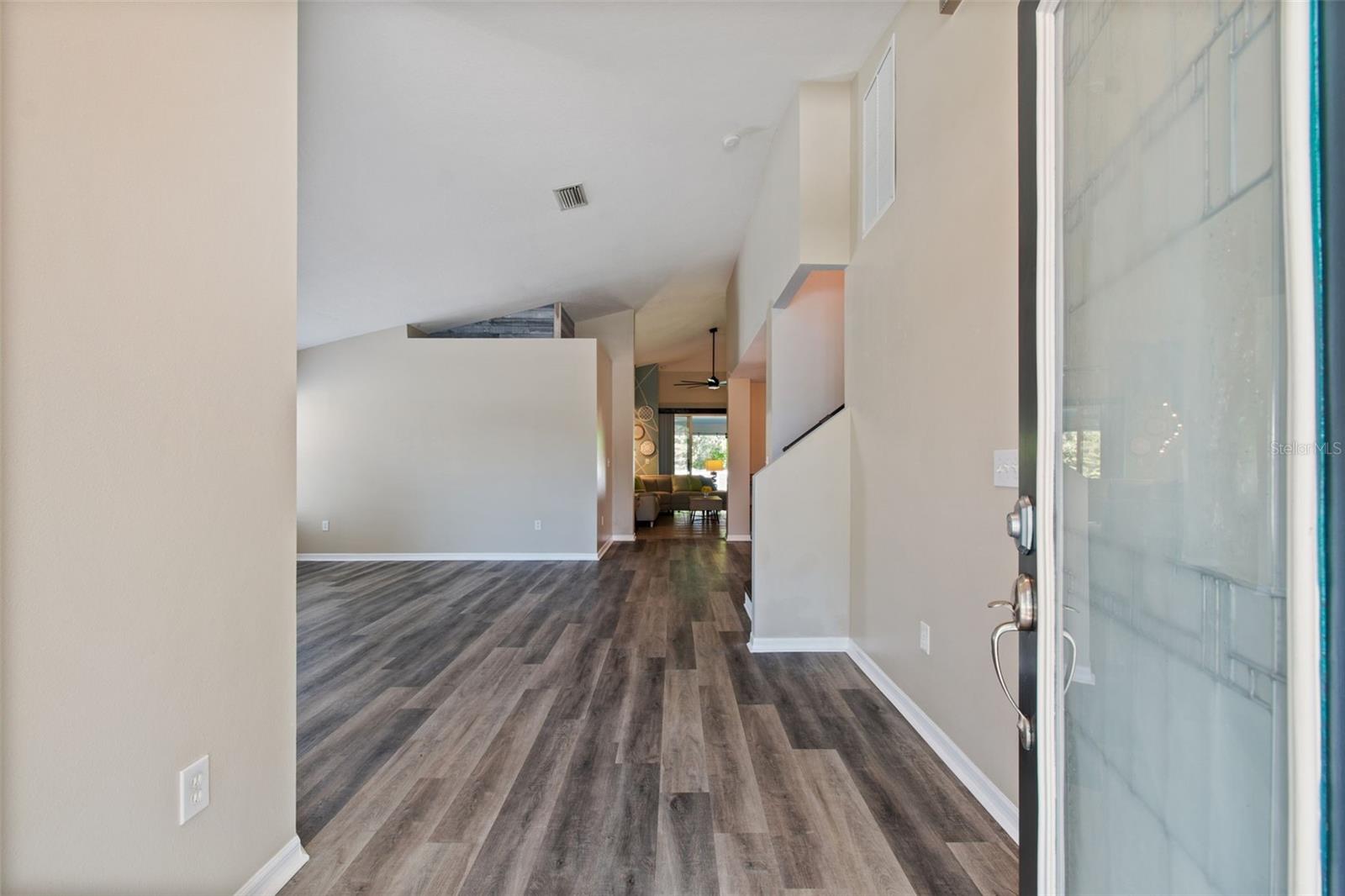 6736 PINE SPRINGS DR, WESLEY CHAPEL, FL, 33545