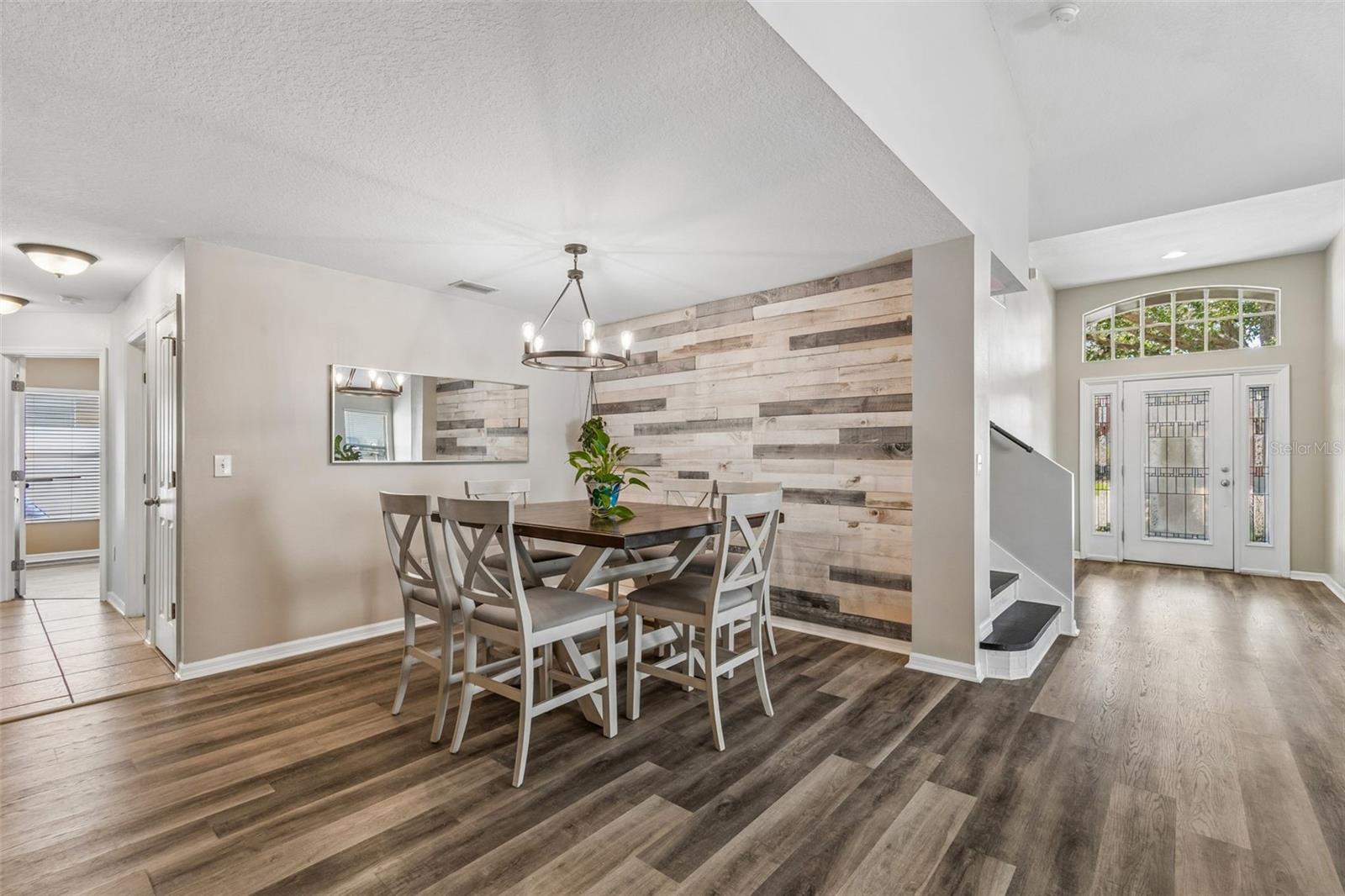6736 PINE SPRINGS DR, WESLEY CHAPEL, FL, 33545