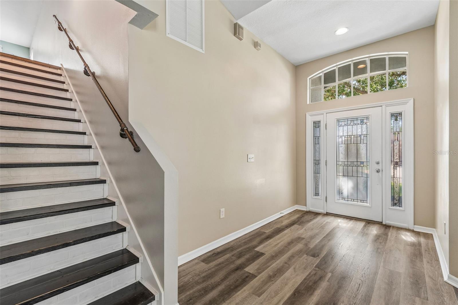 6736 PINE SPRINGS DR, WESLEY CHAPEL, FL, 33545