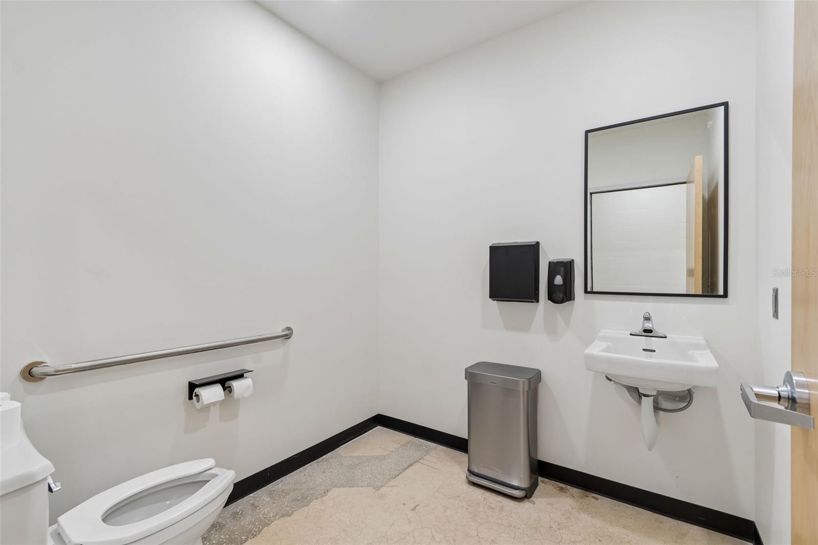15552 US 301, DADE CITY, FL, 33525