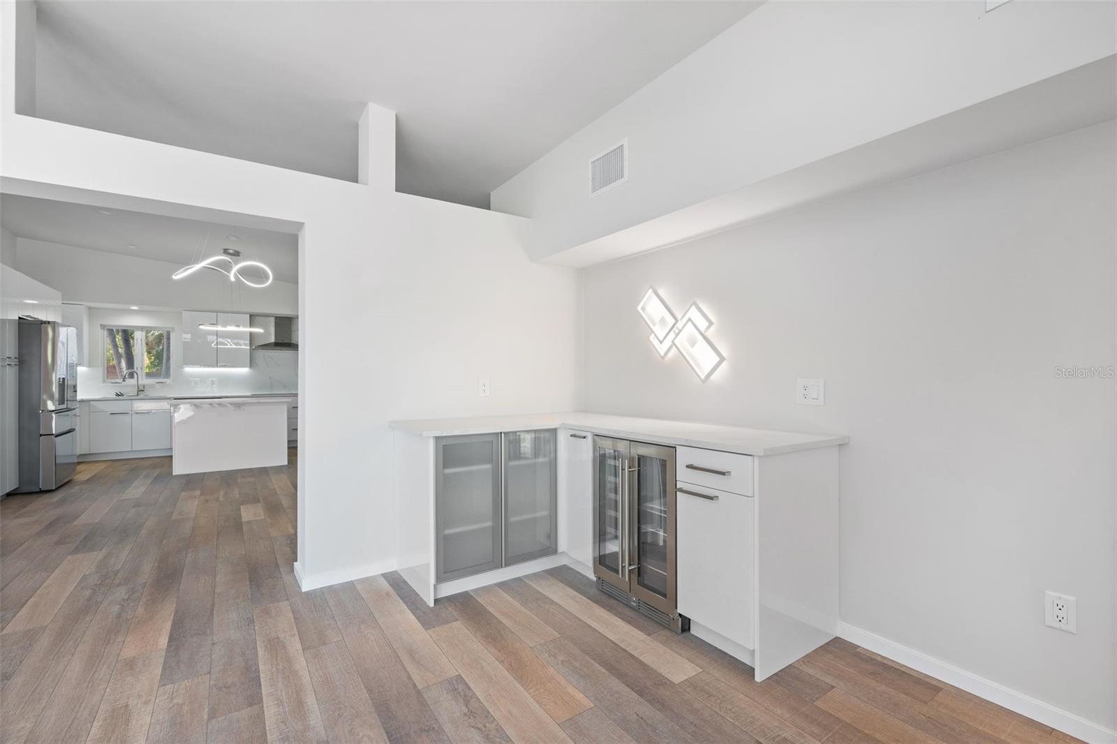 528 KEY ROYALE DR, HOLMES BEACH, FL, 34217