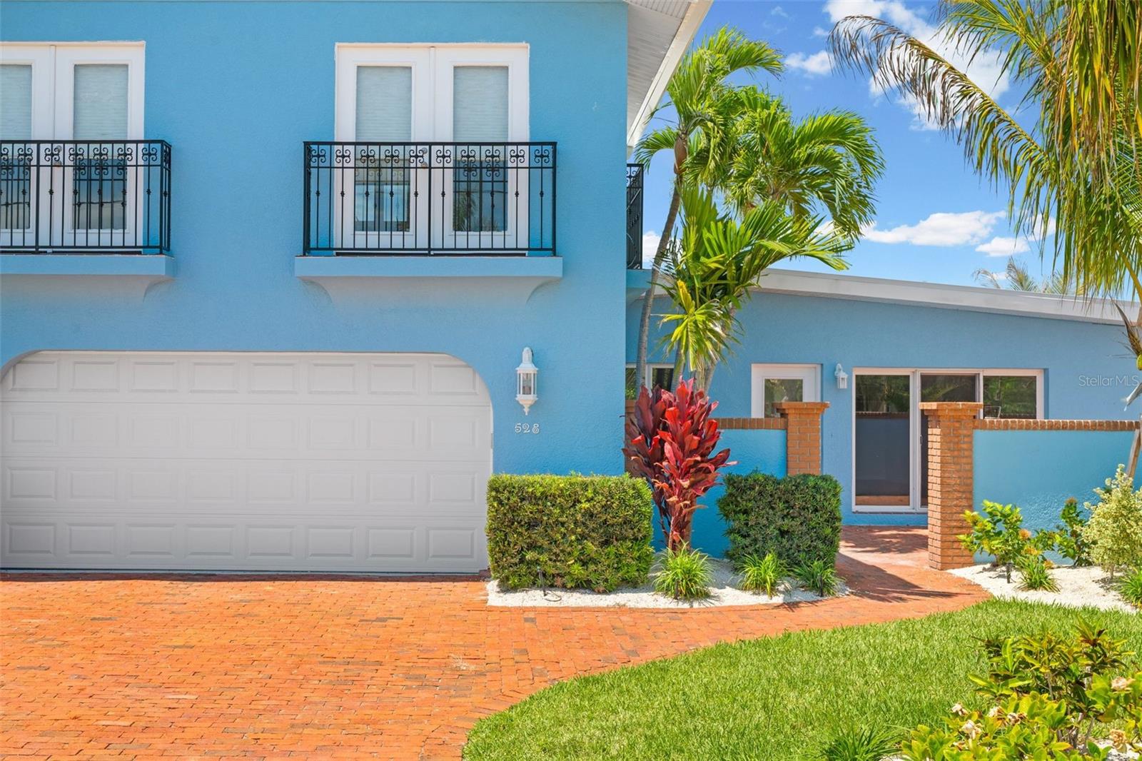 528 KEY ROYALE DR, HOLMES BEACH, FL, 34217