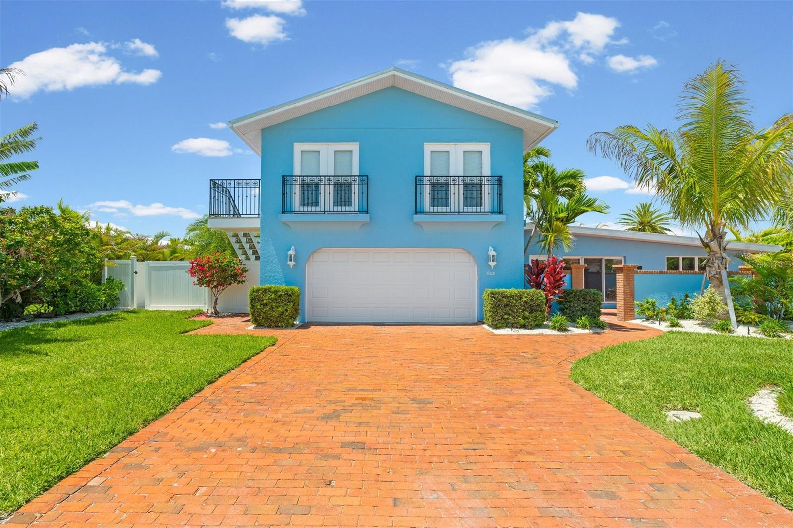528 KEY ROYALE DR, HOLMES BEACH, FL, 34217