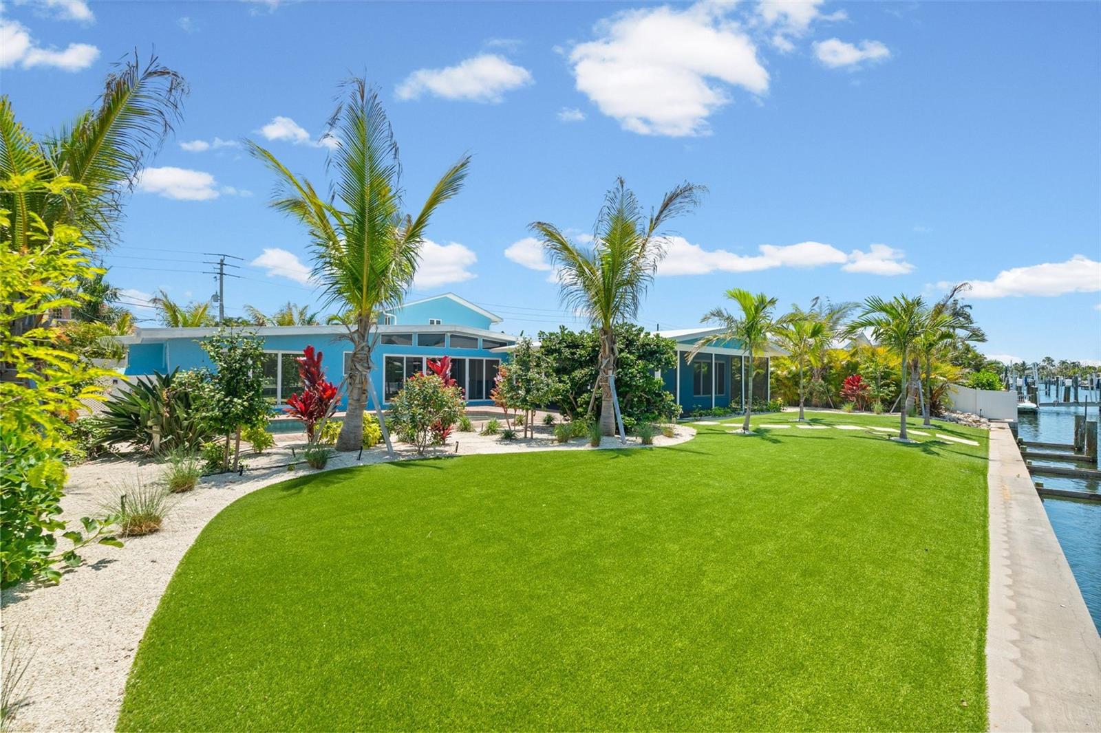 528 KEY ROYALE DR, HOLMES BEACH, FL, 34217