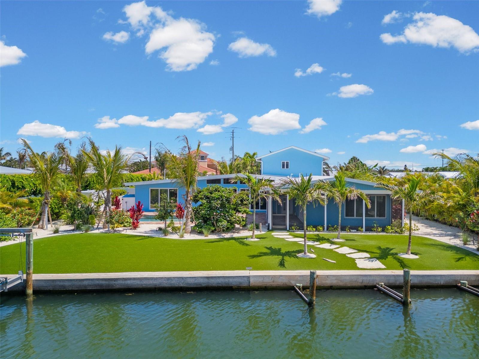 528 KEY ROYALE DR, HOLMES BEACH, FL, 34217