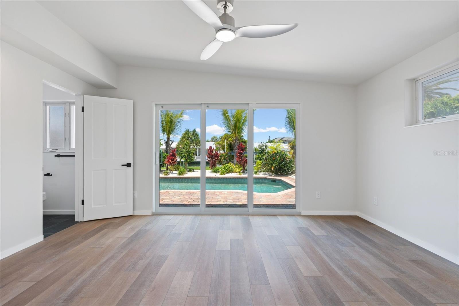 528 KEY ROYALE DR, HOLMES BEACH, FL, 34217