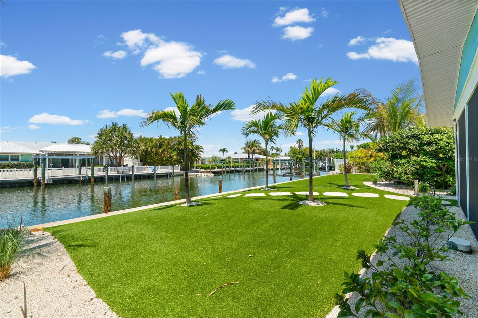 528 KEY ROYALE DR, HOLMES BEACH, FL, 34217