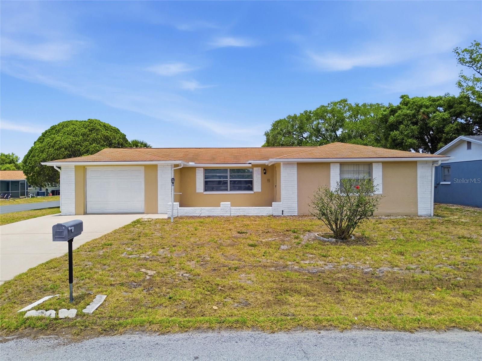 7825 HAWTHORN DR, PORT RICHEY, FL, 34668