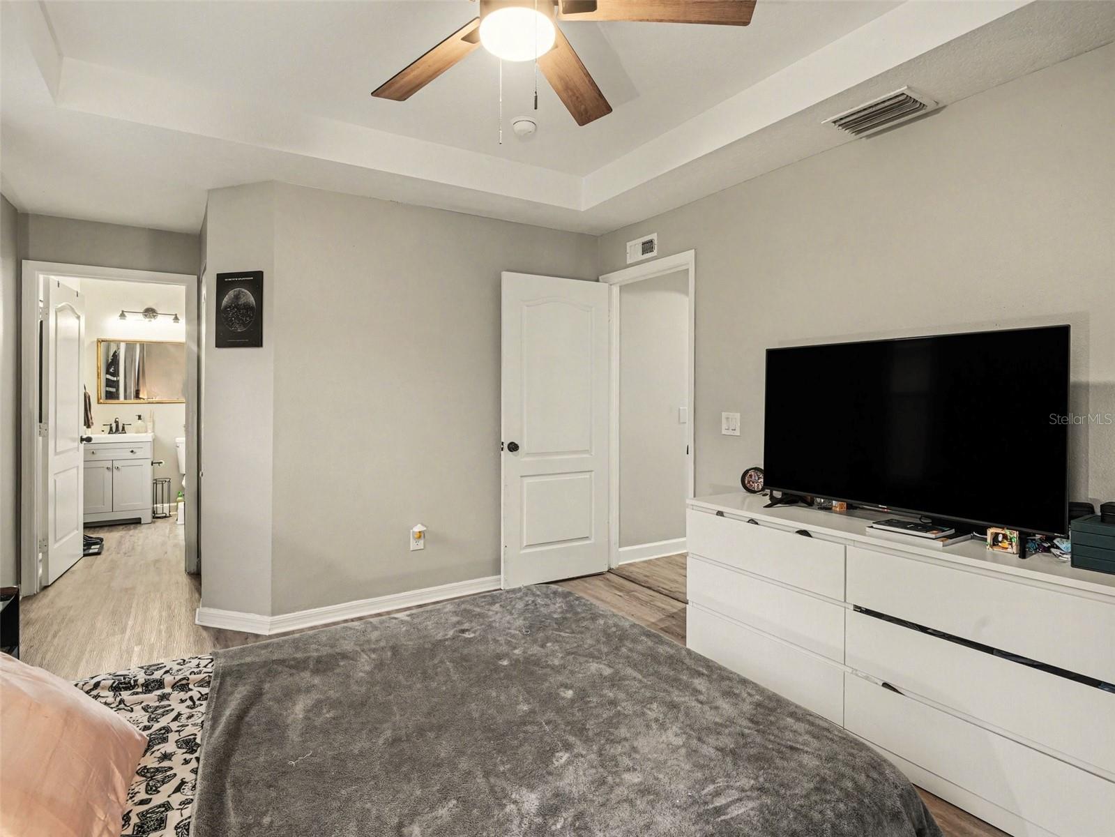 8430 QUARTER HORSE DR, RIVERVIEW, FL, 33578