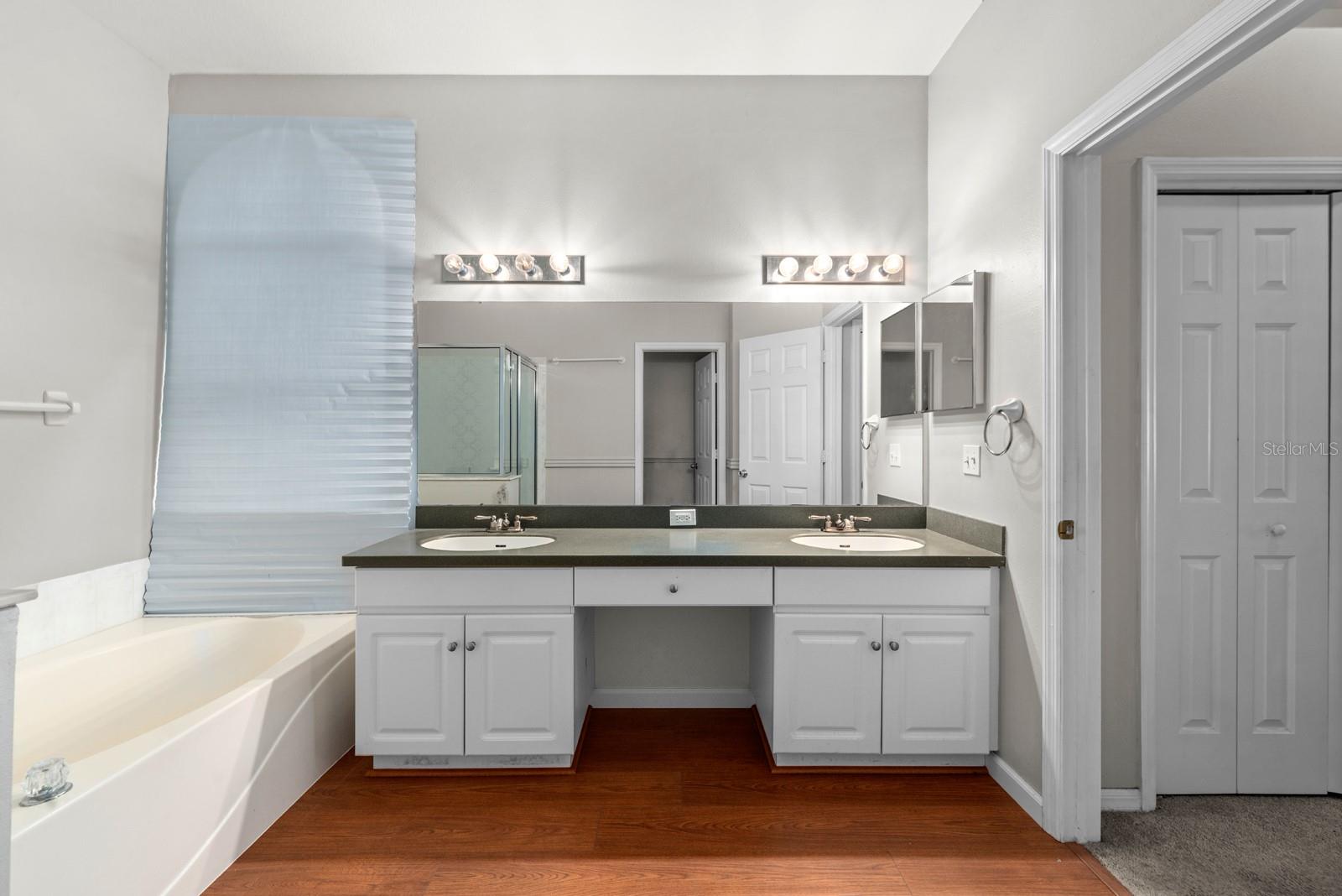 4814 PORTOBELLO CIR, VALRICO, FL, 33596