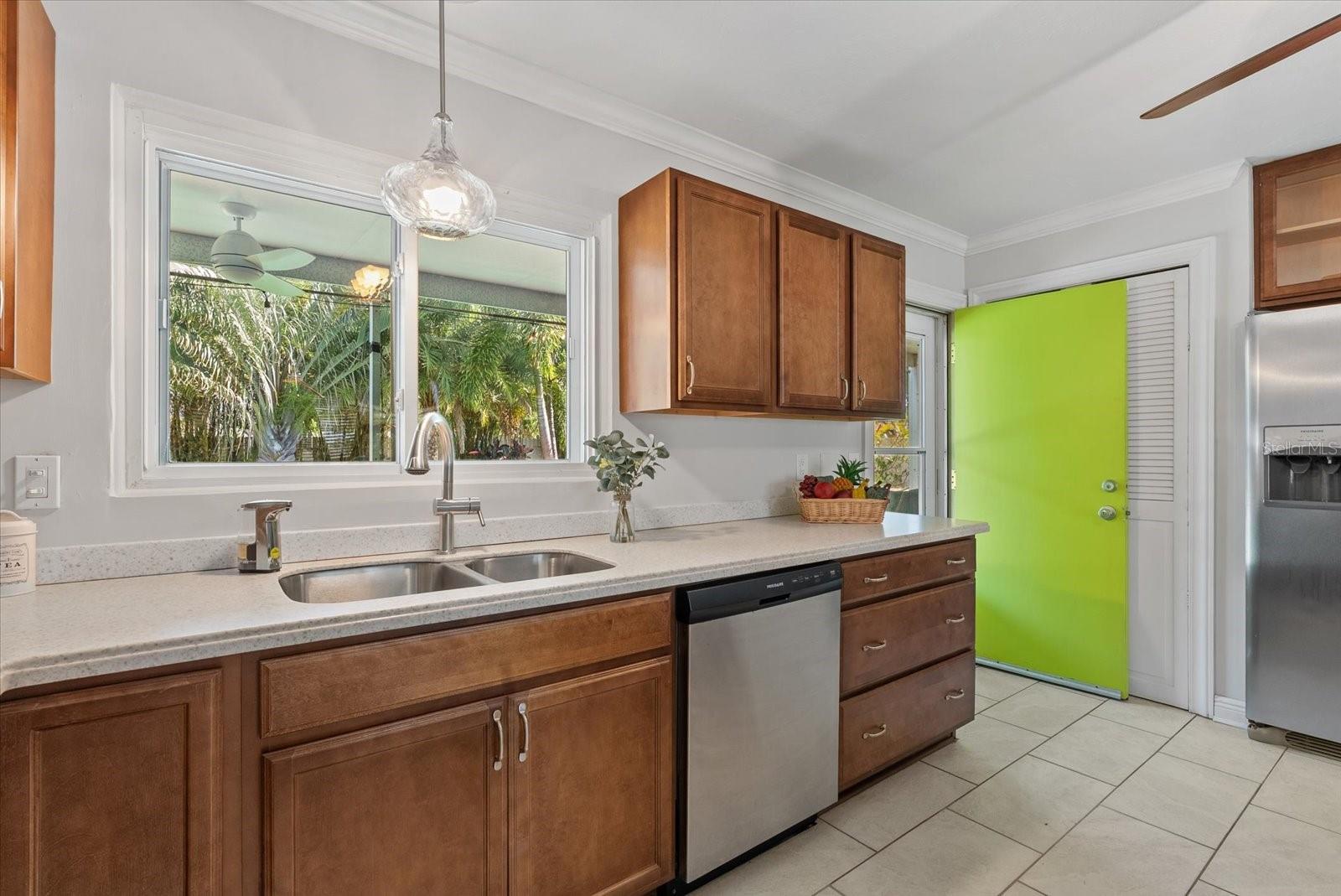 361 SCOTT AVE, SARASOTA, FL, 34243