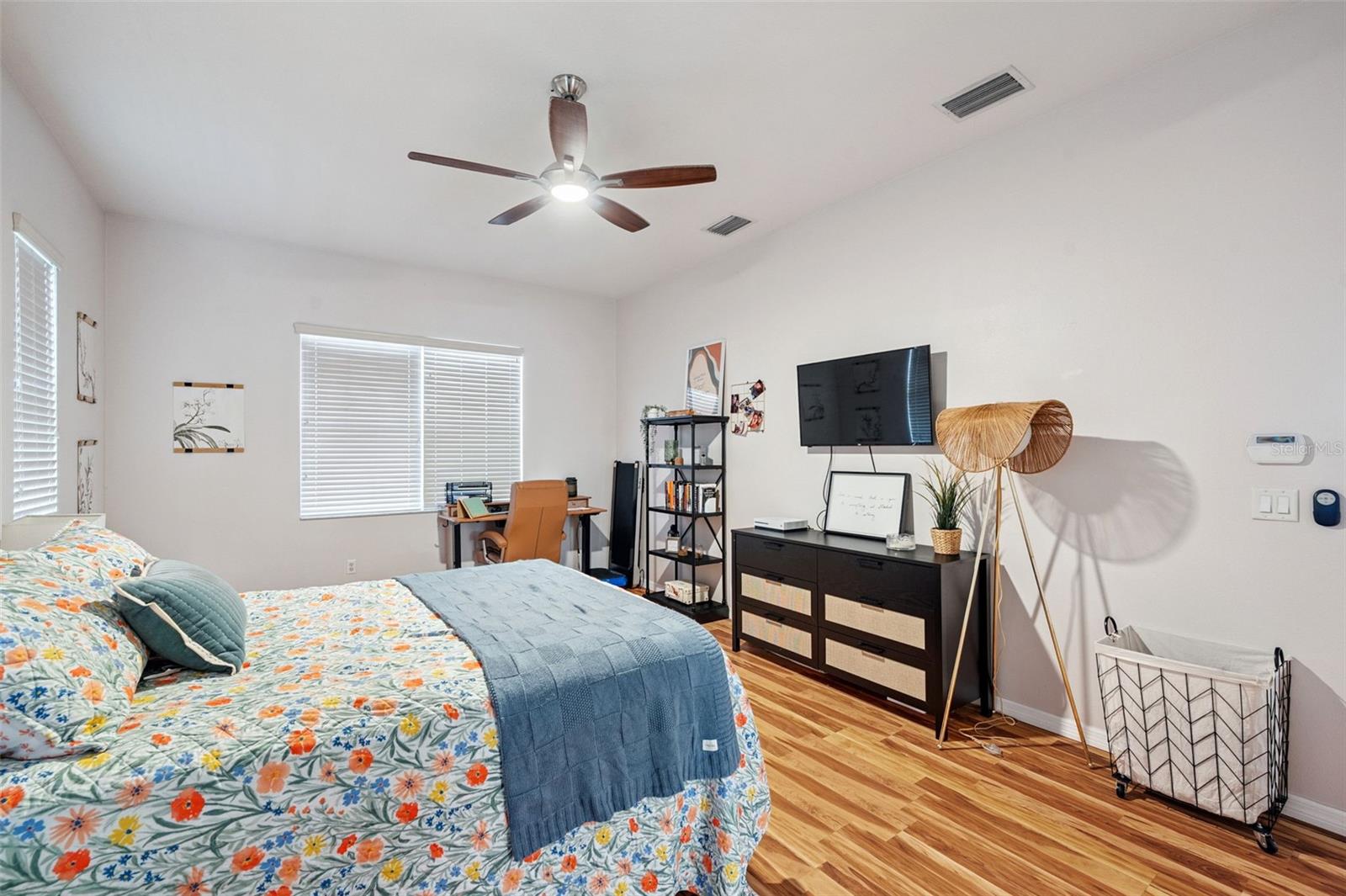 4641 ROLLING GREEN DR, WESLEY CHAPEL, FL, 33543