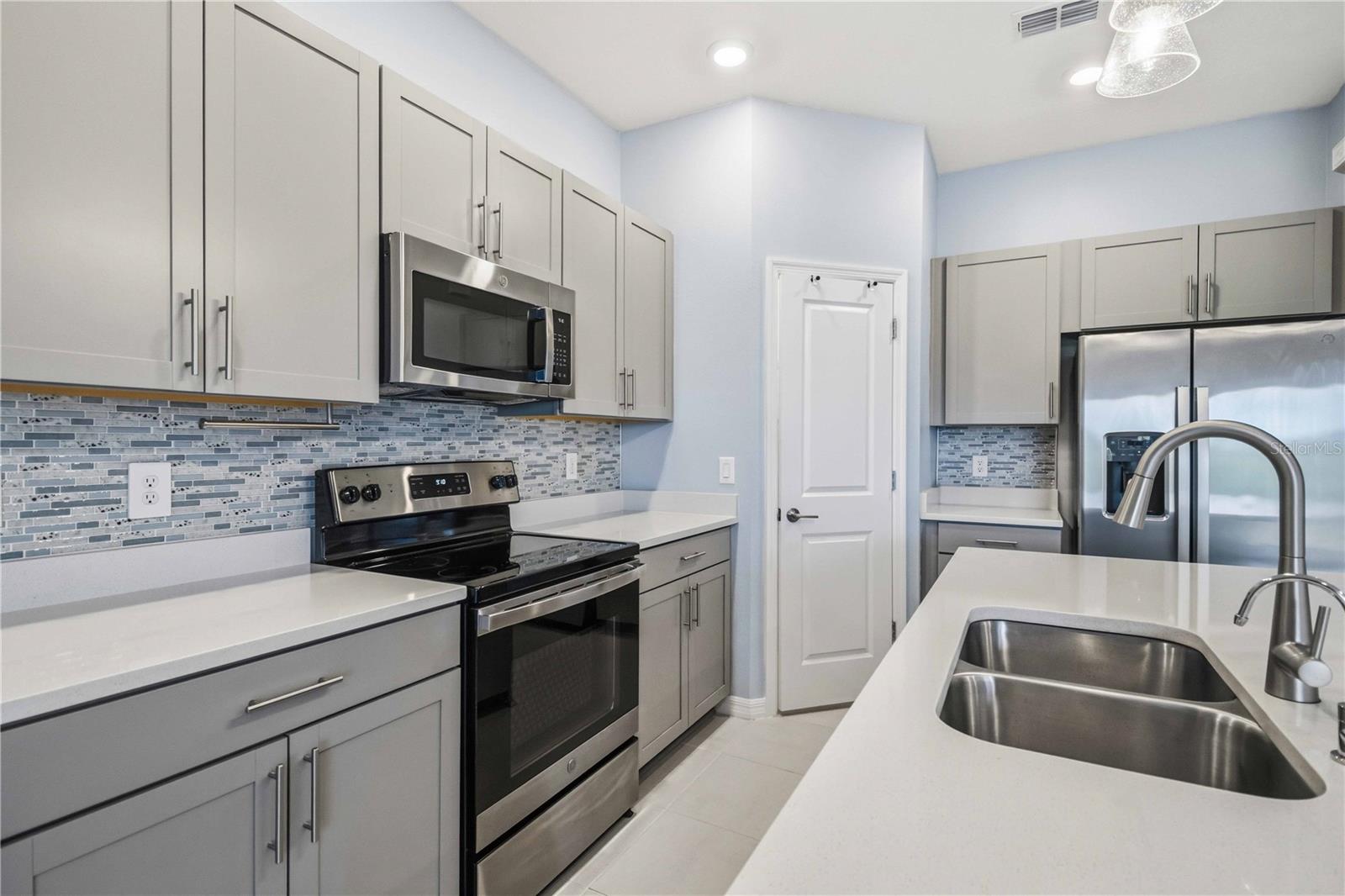 11779 GLENSIDE TER, PALMETTO, FL, 34221