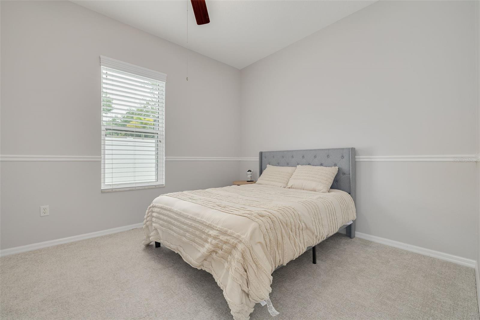 8253 WILD OAKS CIR, LARGO, FL, 33773
