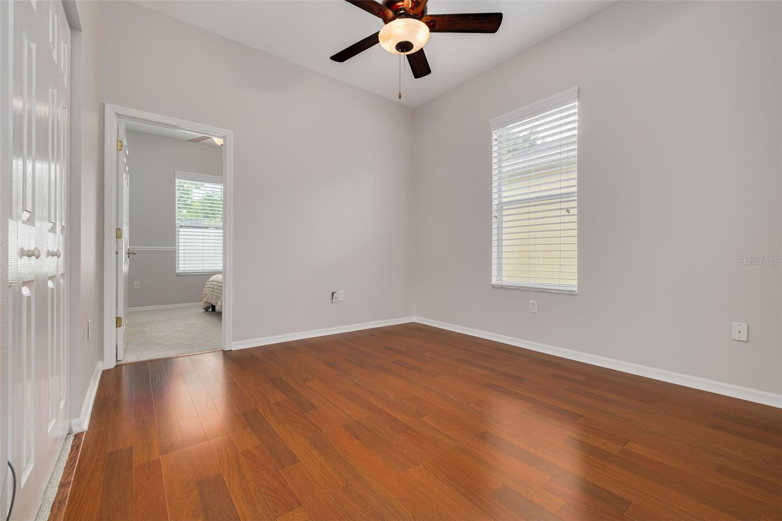8253 WILD OAKS CIR, LARGO, FL, 33773