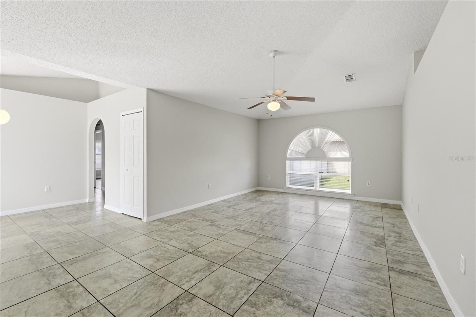 955 LOUVRE CT, KISSIMMEE, FL, 34759