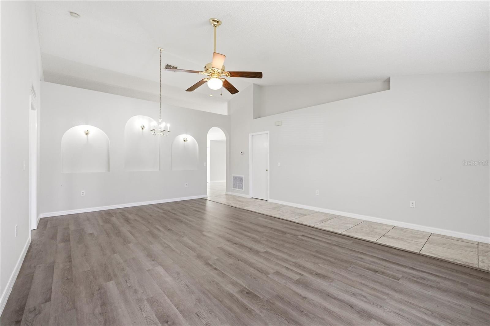 955 LOUVRE CT, KISSIMMEE, FL, 34759