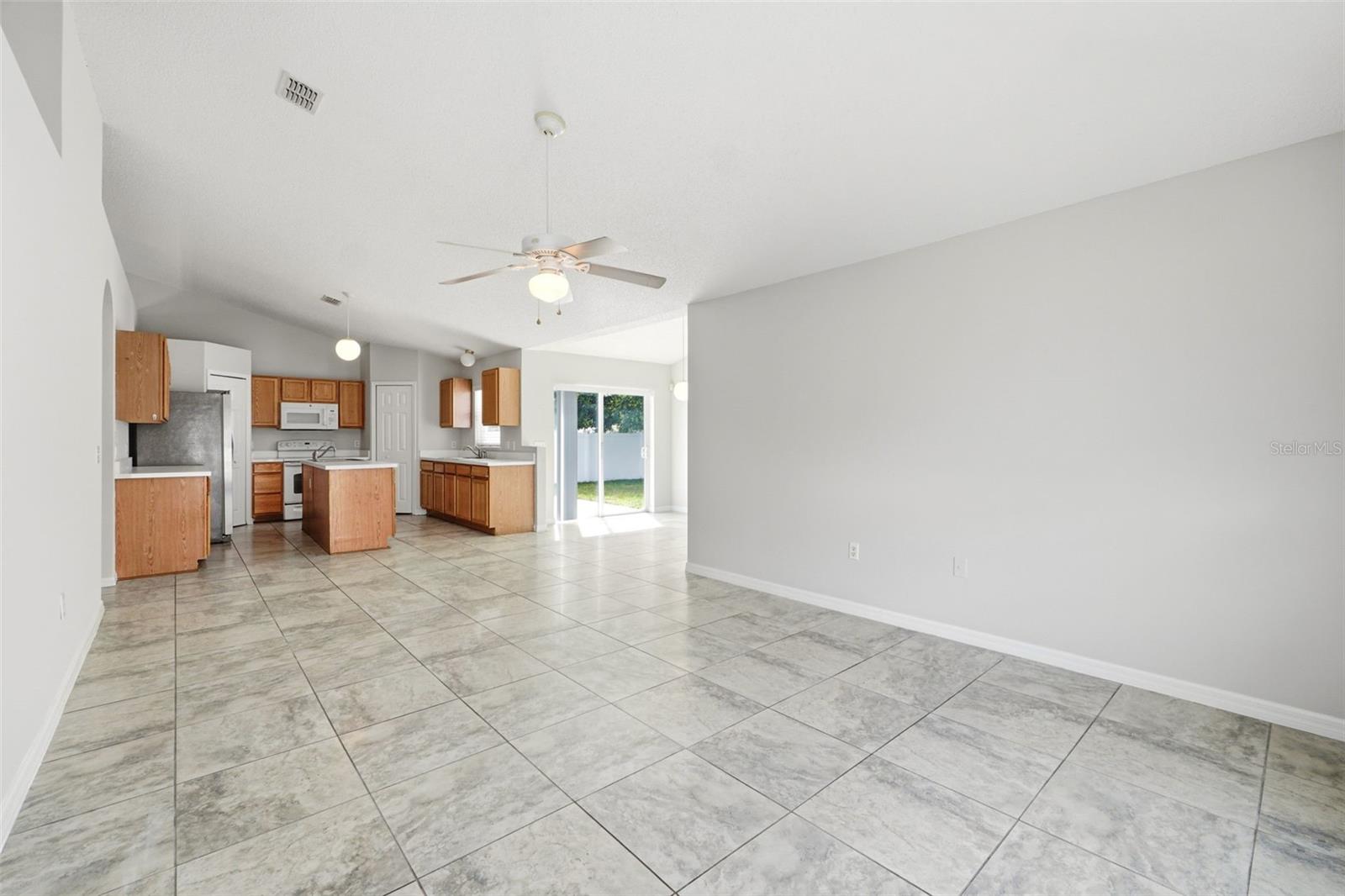 955 LOUVRE CT, KISSIMMEE, FL, 34759