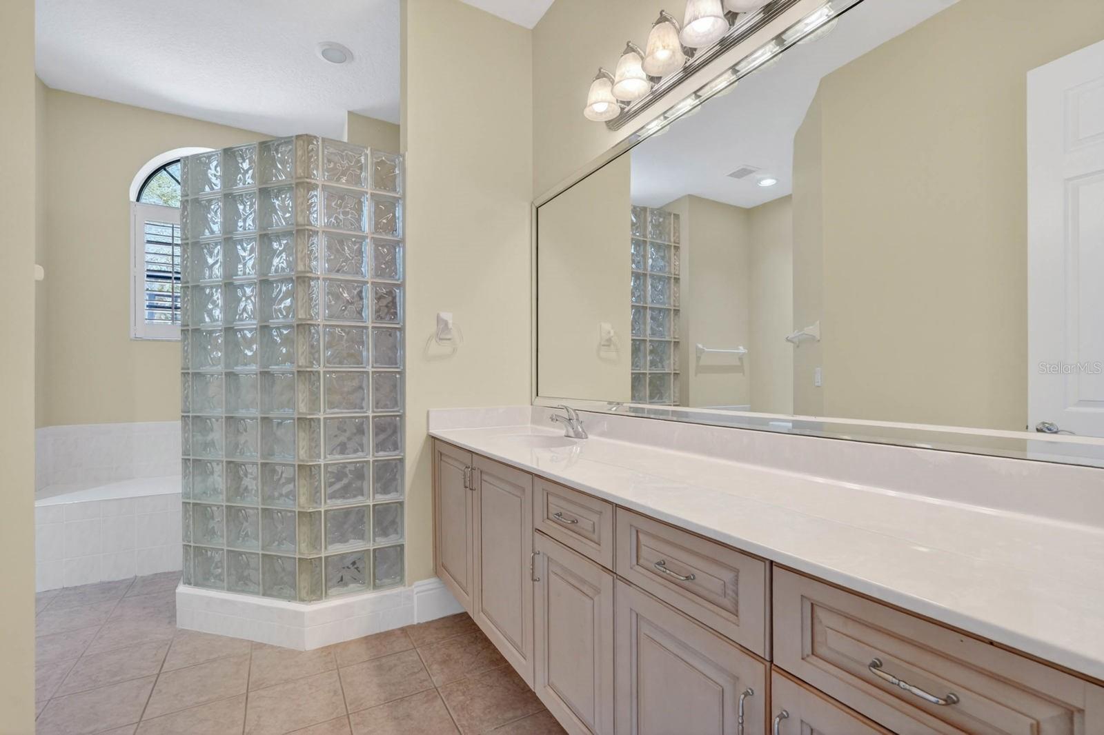 19 FRONT ST, PALM COAST, FL, 32137