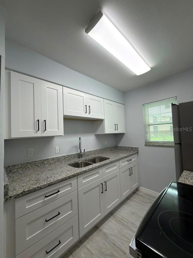 843 SKY LAKE CIR #B, ORLANDO, FL, 32809