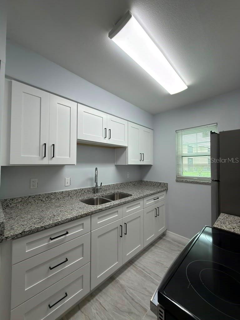 843 SKY LAKE CIR #B, ORLANDO, FL, 32809