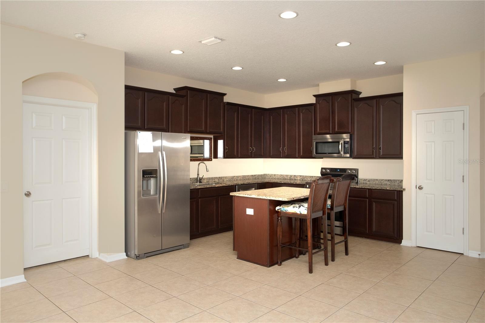 1319 ROWANTREE DR, DOVER, FL, 33527