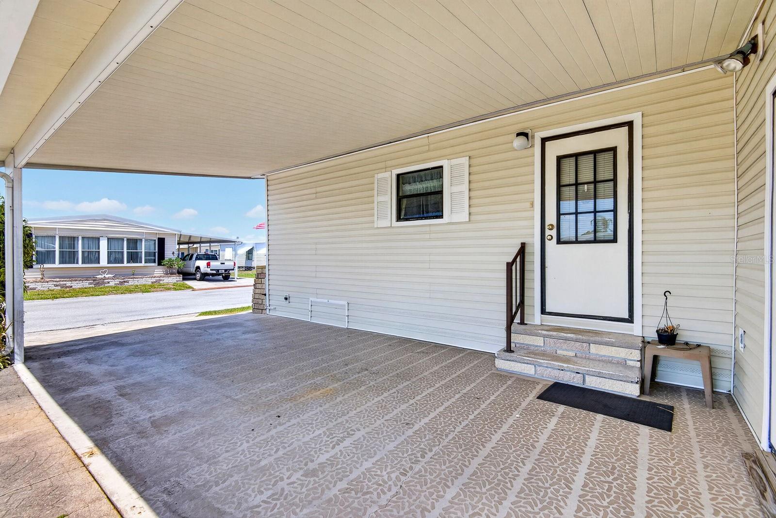 8906 31ST AVE E, PALMETTO, FL, 34221