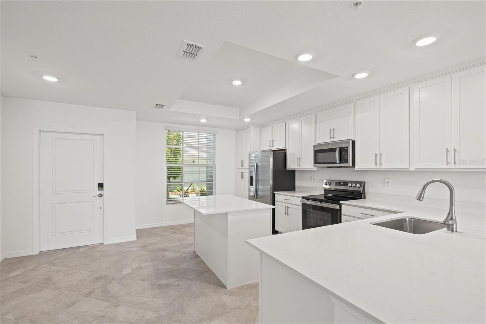 19007 SCALLOP LOOP #108, LAKEWOOD RANCH, FL, 34202