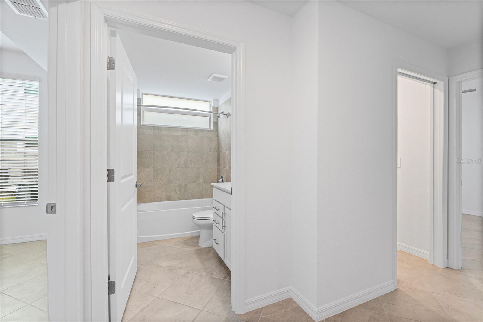 19007 SCALLOP LOOP #108, LAKEWOOD RANCH, FL, 34202