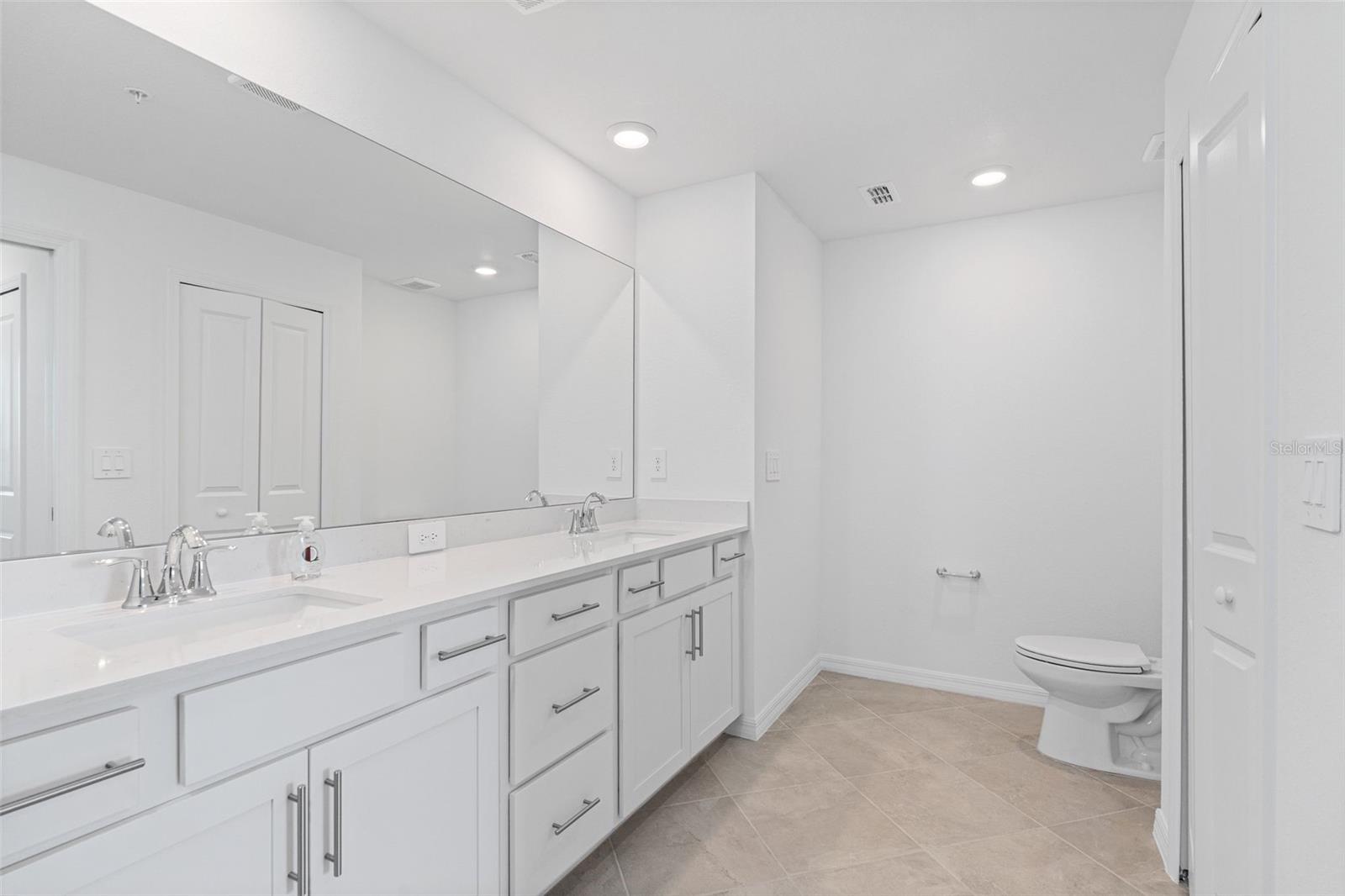 19007 SCALLOP LOOP #108, LAKEWOOD RANCH, FL, 34202